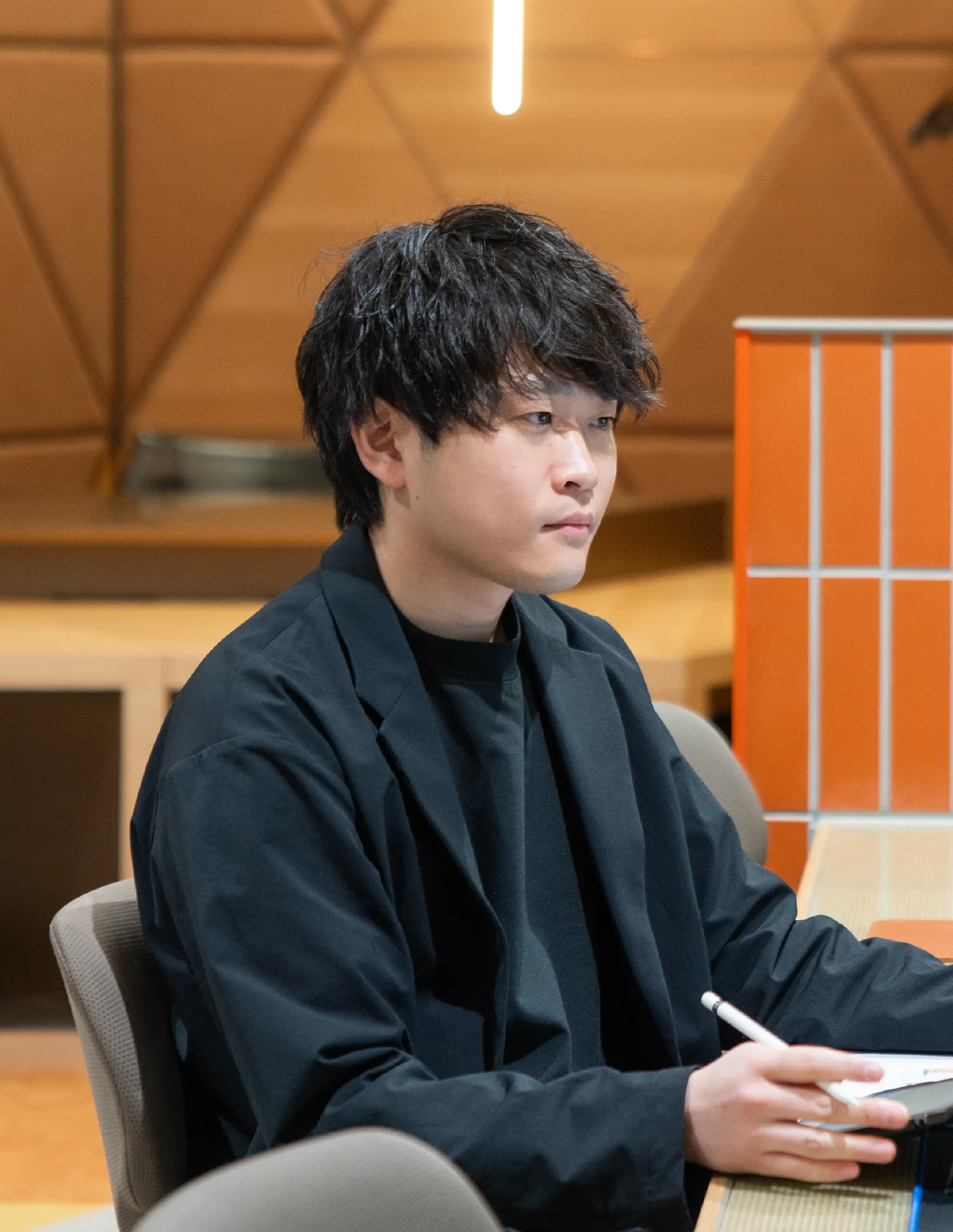 デザイン社員メインビジュアル画像